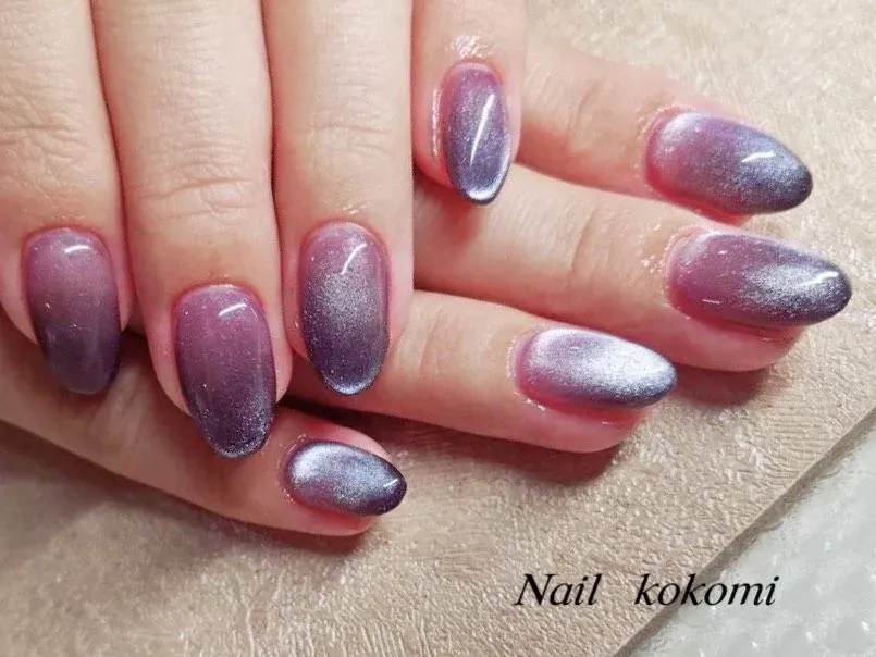 マグネットネイルは下地を入れると雰囲気が変わってイイんです！