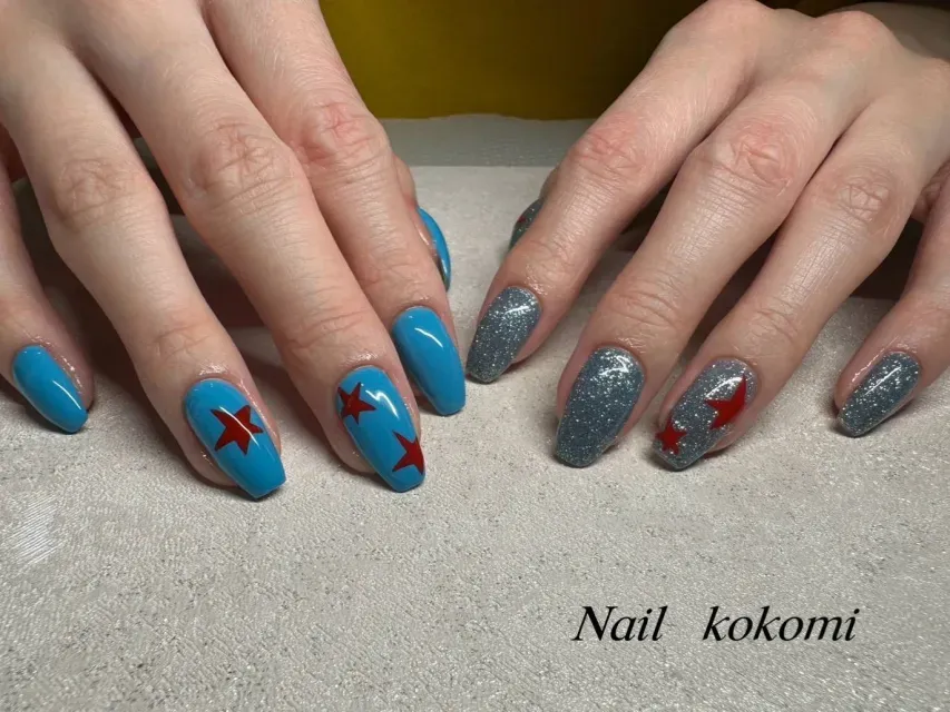 ☆のデザインが人気！好きなお色でネイルを楽しみましょう☆